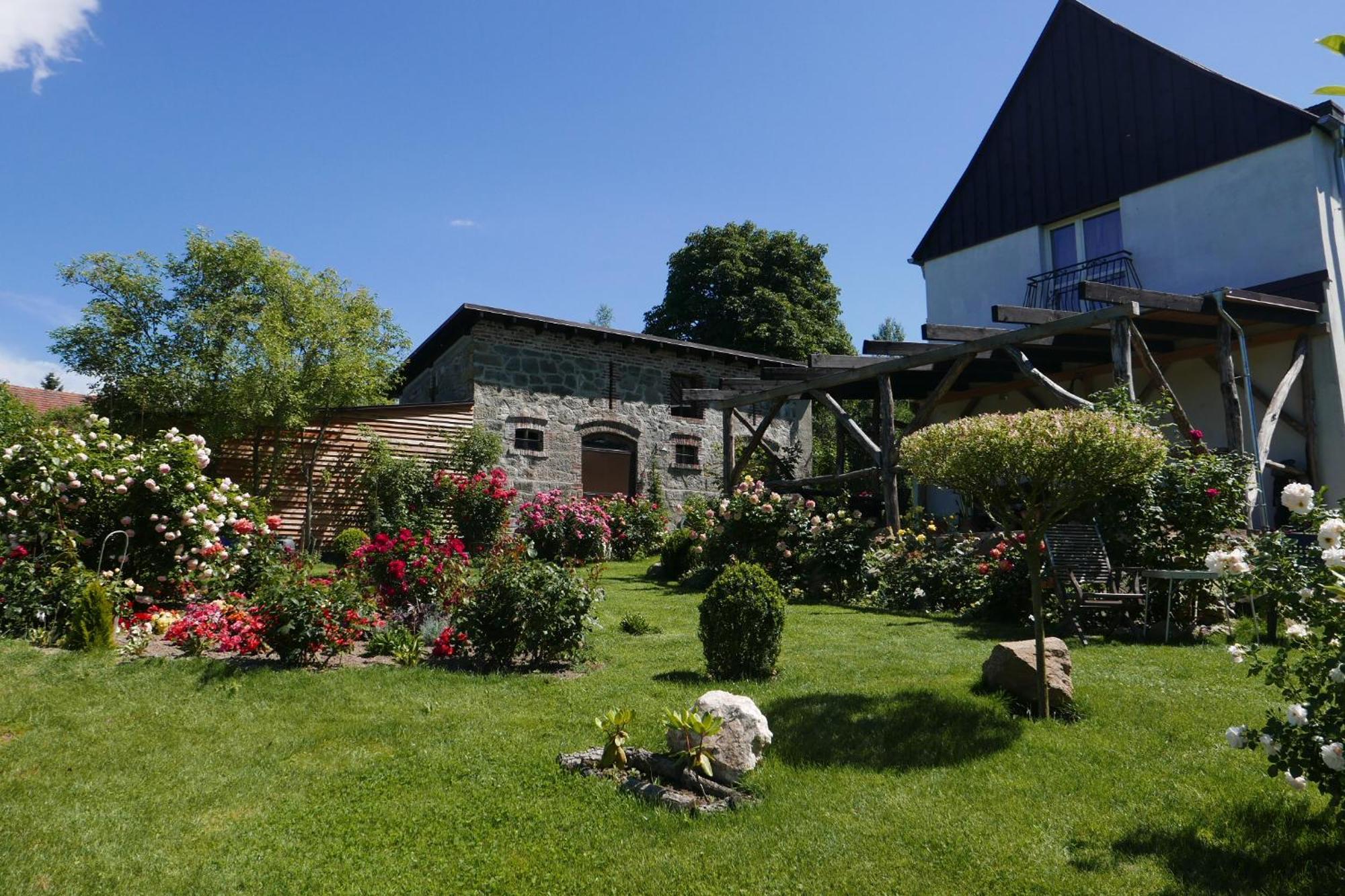 Roze I Jablonie Agroturystyka Gryfow Slaski Exterior photo